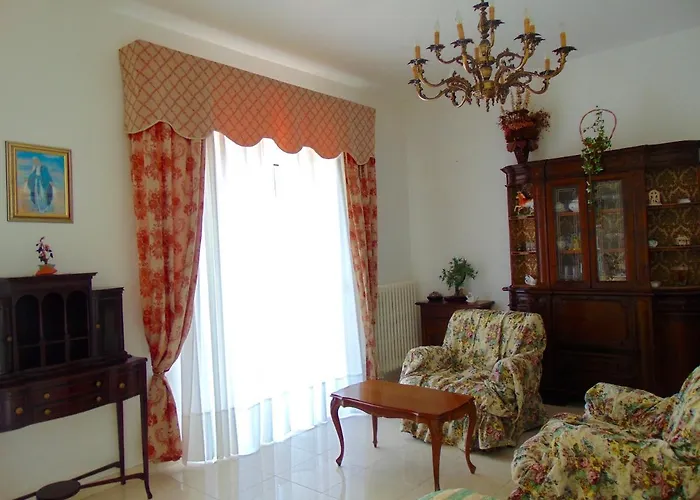 N019 - Numana, Prestigioso Quadrilocale Vista Mare *