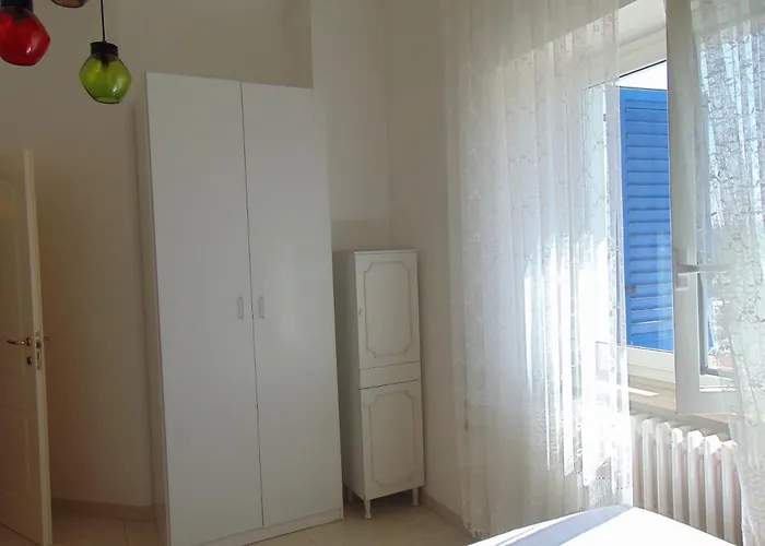 N019 - Numana, Prestigioso Quadrilocale Vista Mare Numana