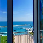 N019 - Numana, Prestigioso Quadrilocale Vista Mare Appartamento