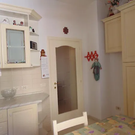 N019 - Numana, Prestigioso Quadrilocale Vista Mare Numana