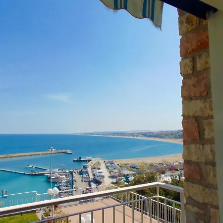 Appartement N019 - Numana, Prestigioso Quadrilocale Vista Mare