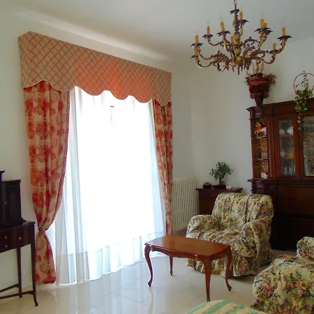 N019 - Numana, Prestigioso Quadrilocale Vista Mare *